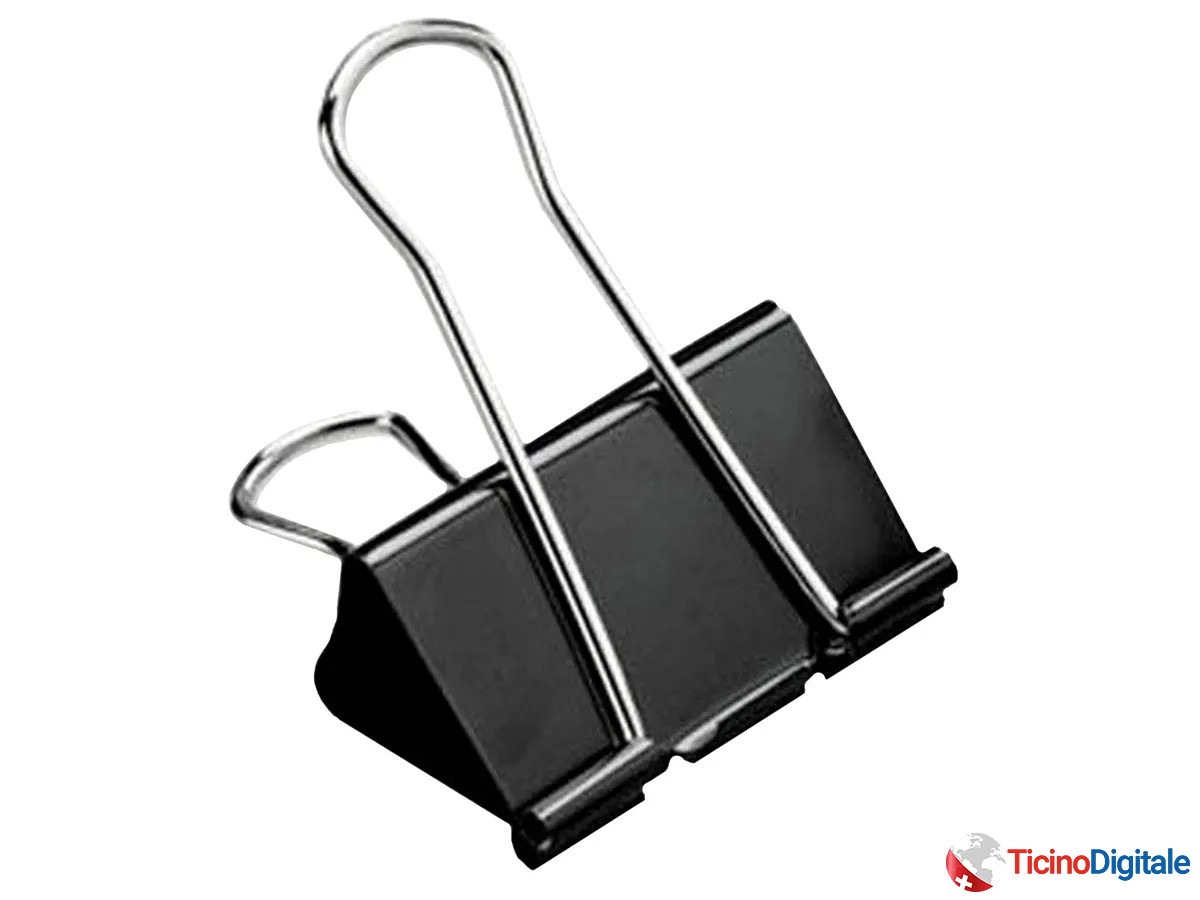 Clips lettera da 19mm di colore nero della BÜROLINE 