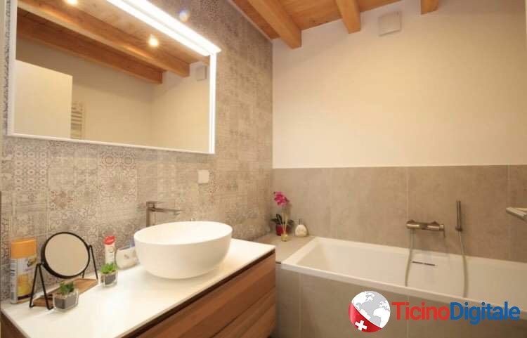 Vendo appartamento nuovo 4,5 locali a Cama, Grigioni 