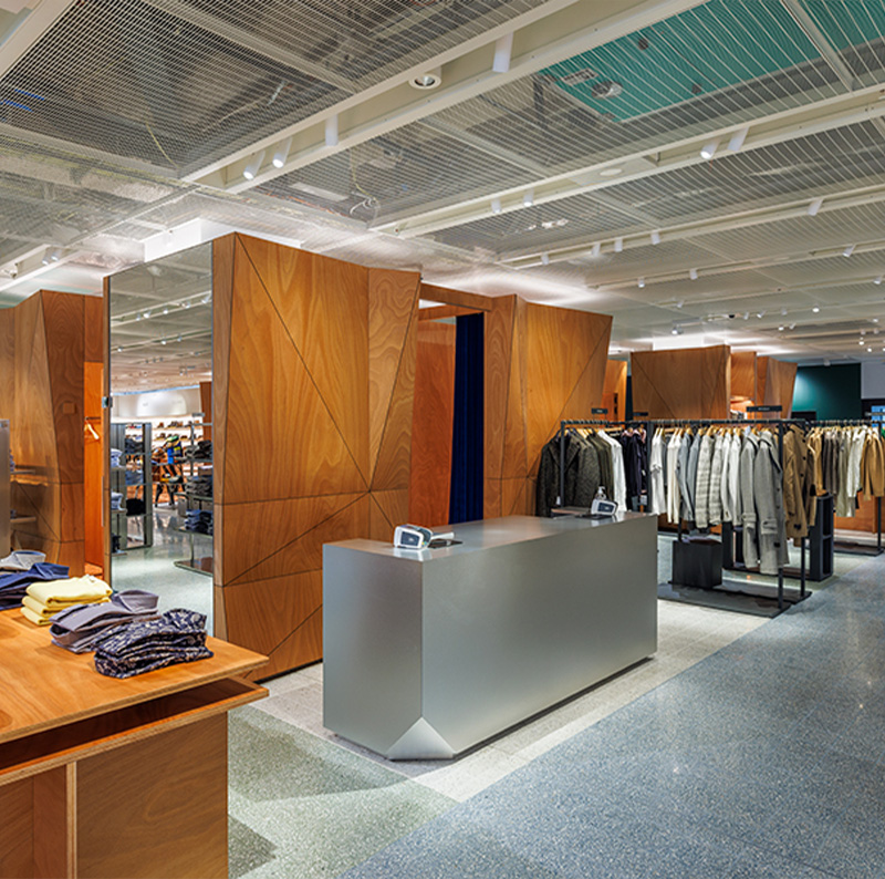 DSQUARED2 GLOBUS - ZURIGO SVIZZERA
