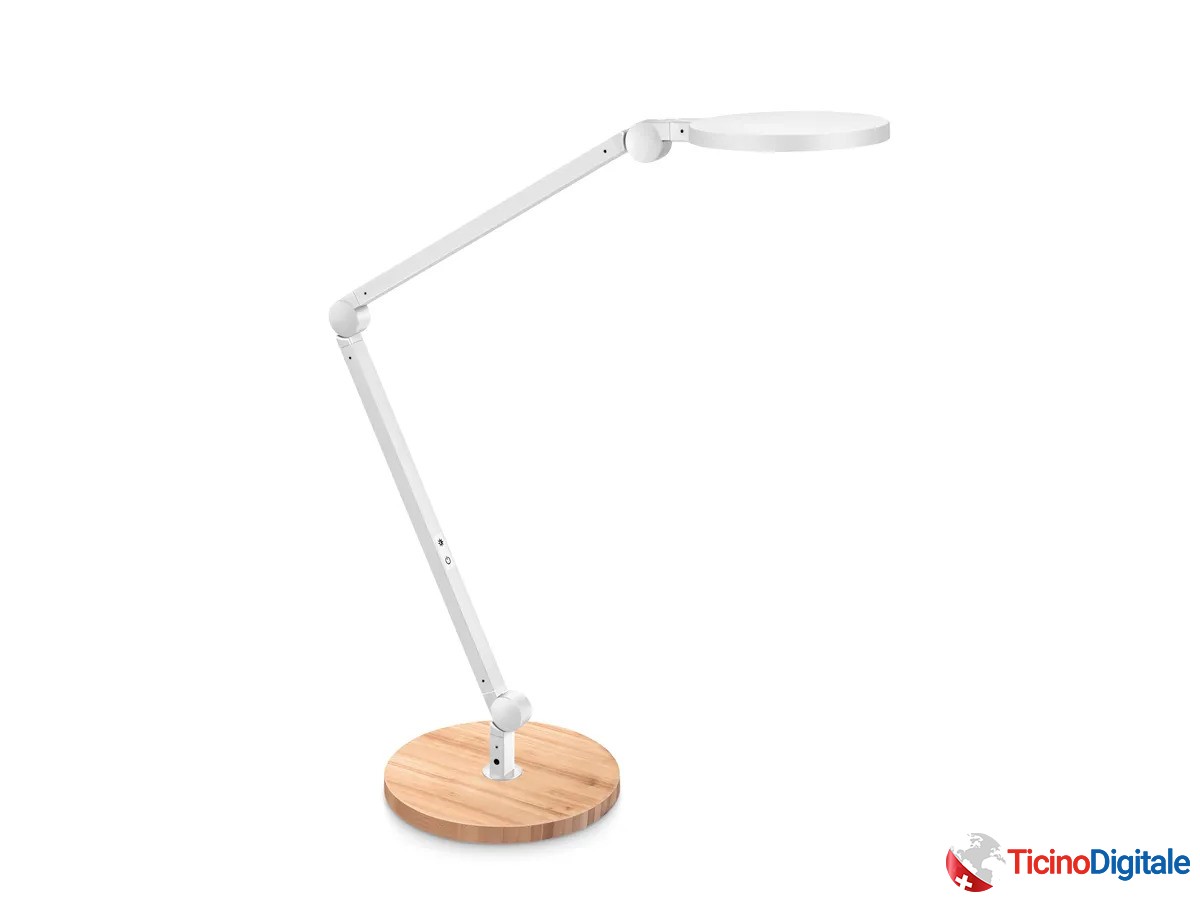 Lampada da tavolo GIANT in Quercia regolabile da 11W