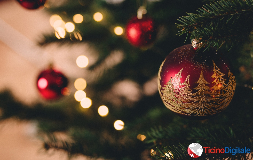 Come addobbare l'albero di natale al meglio in Ticino ?