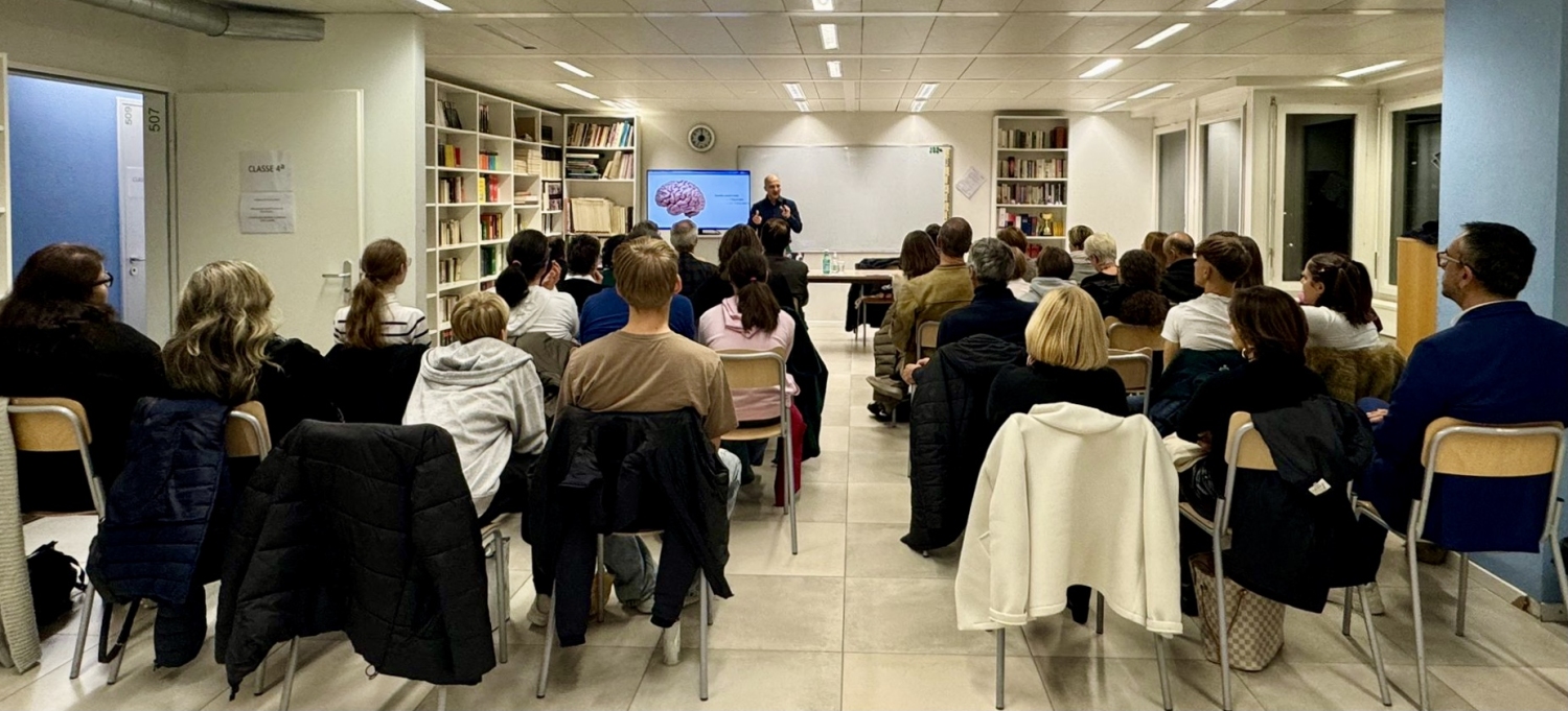 Conferenza del Prof. Indiveri sui Cervelli artificiali