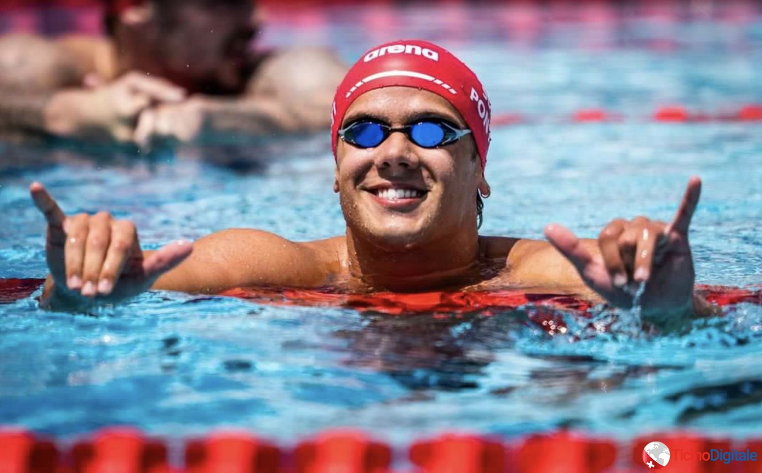 Il nuotatore svizzero Noè Ponti trionfa agli Europei di nuoto