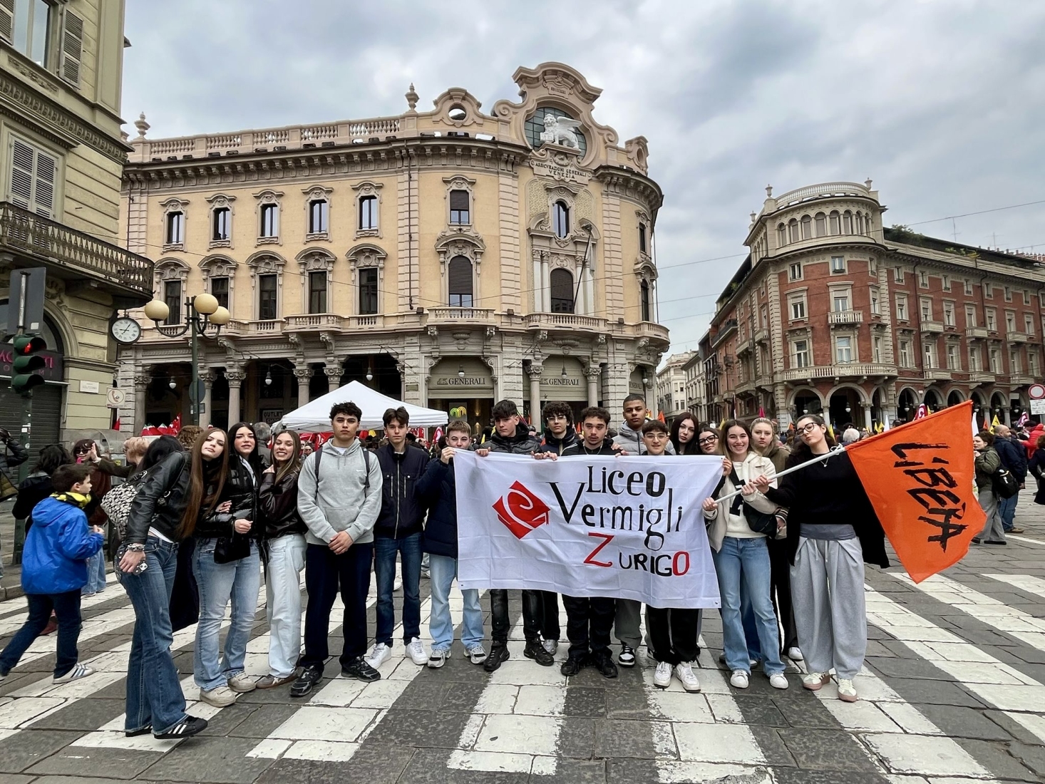 La classe seconda in visita di istruzione a Torino