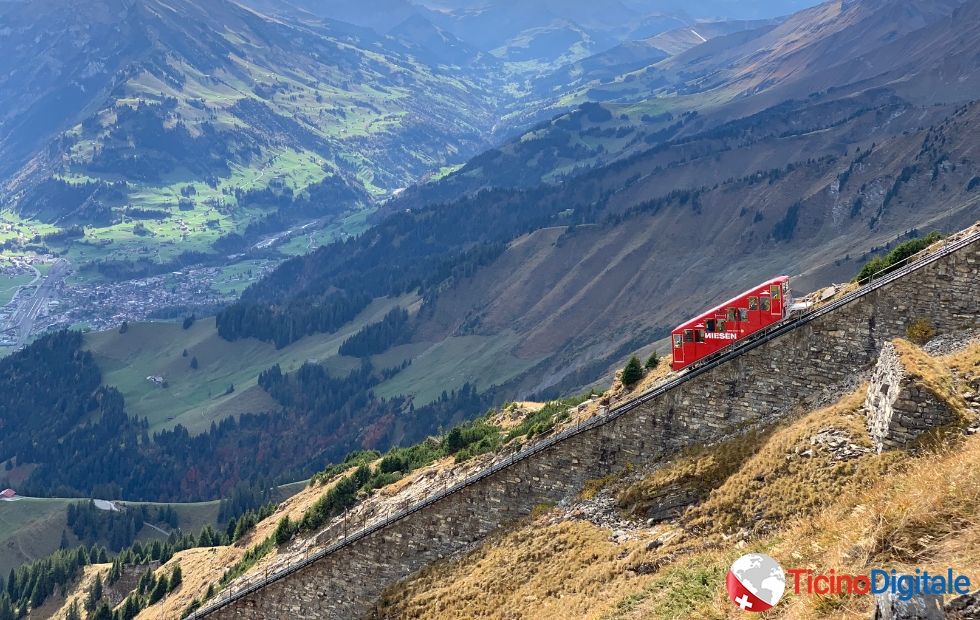 La Maestosa Scalata verso lo Spledido Panorama: La Scalinata del Niesen nell'Oberland