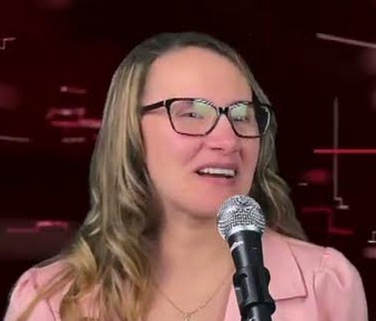 Andreea Ionela una vita divisa tra la sua impresa di pulizie ed i racconti per ragazzi